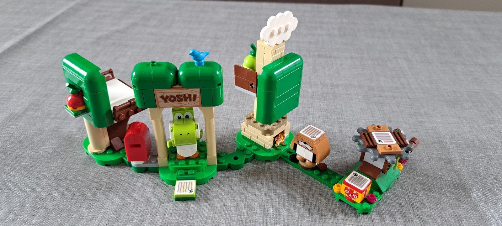 LEGO Super Mario Yoshi's Cadeauhuis Uitbreidingsset, Ophalen, Zo goed als nieuw, Overige merken