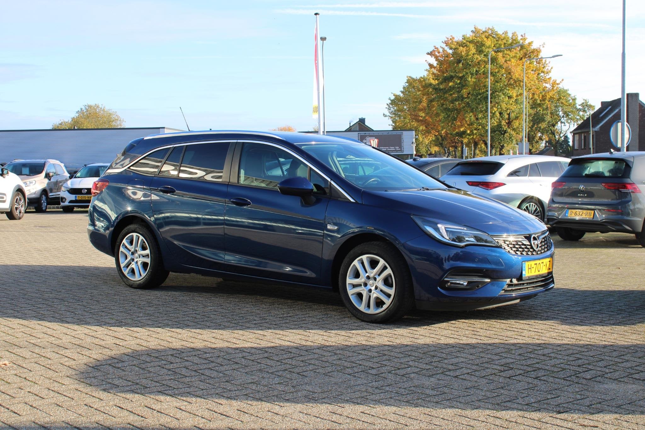 Opel Astra Sports Tourer 1.2 Launch Edition 1 EIGENAAR/ PDC/, Auto's, Voorwielaandrijving, 12 maanden, Stof, Gebruikt