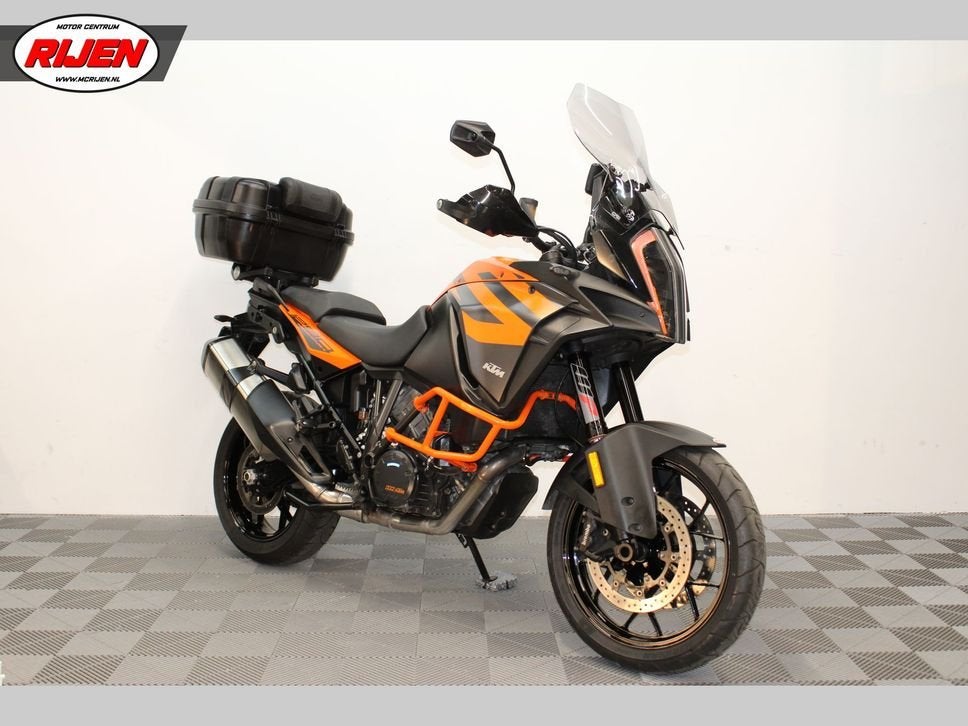 KTM 1290 SUPER ADVENTURE S (bj 2019), 2 cilinders, KTM, Motorrijbewijs A, Bedrijf