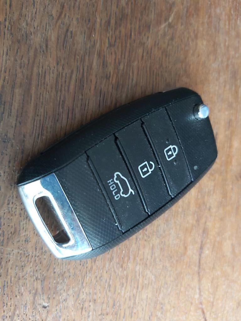 Autosleutel: Kia Niro hybride niet ingeprogrameerd, Ophalen of Verzenden, Kia