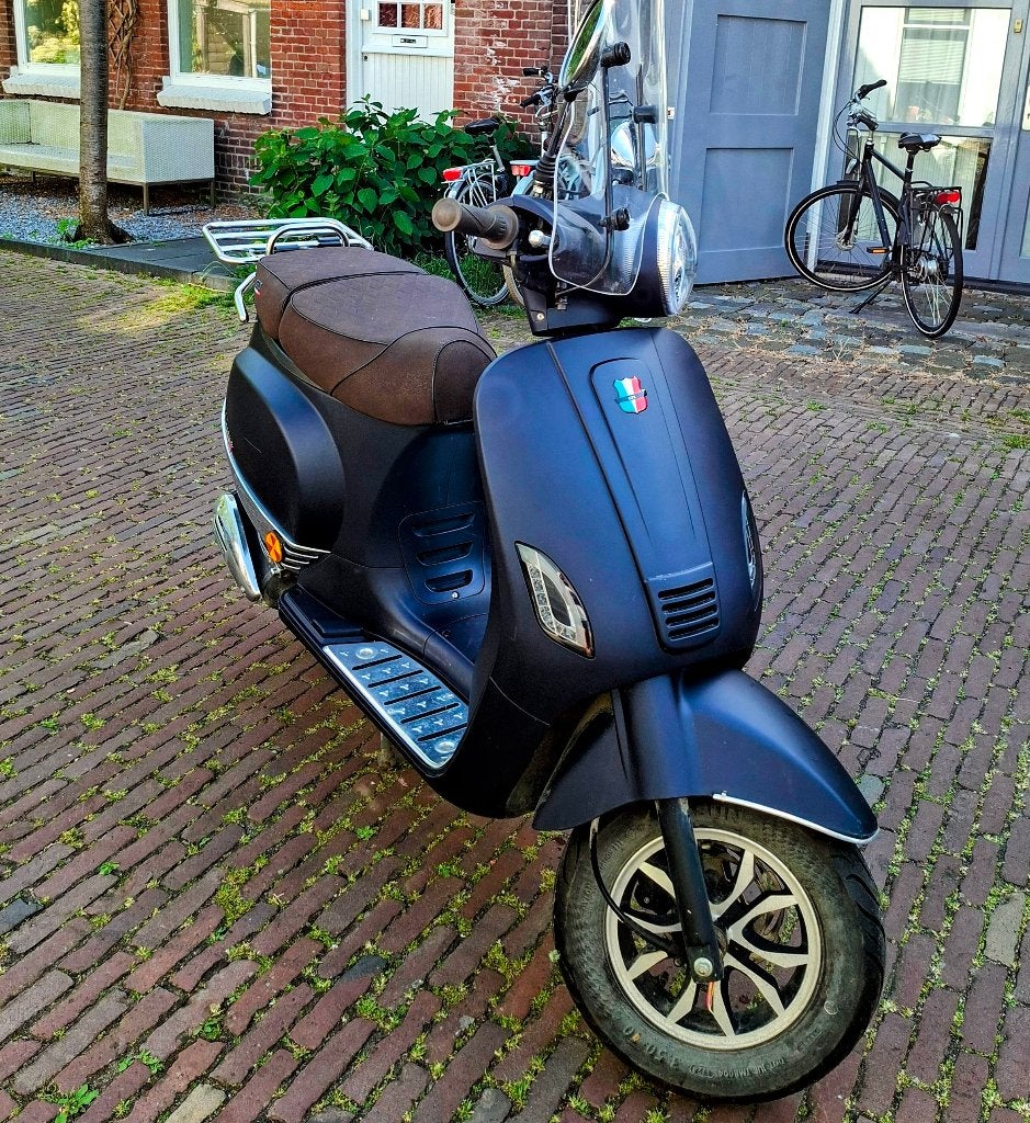 Ideale stadsscooter GTS Toscane Exclusieve (1e eigenaar), Gebruikt, Benzine, Ophalen, Overige merken