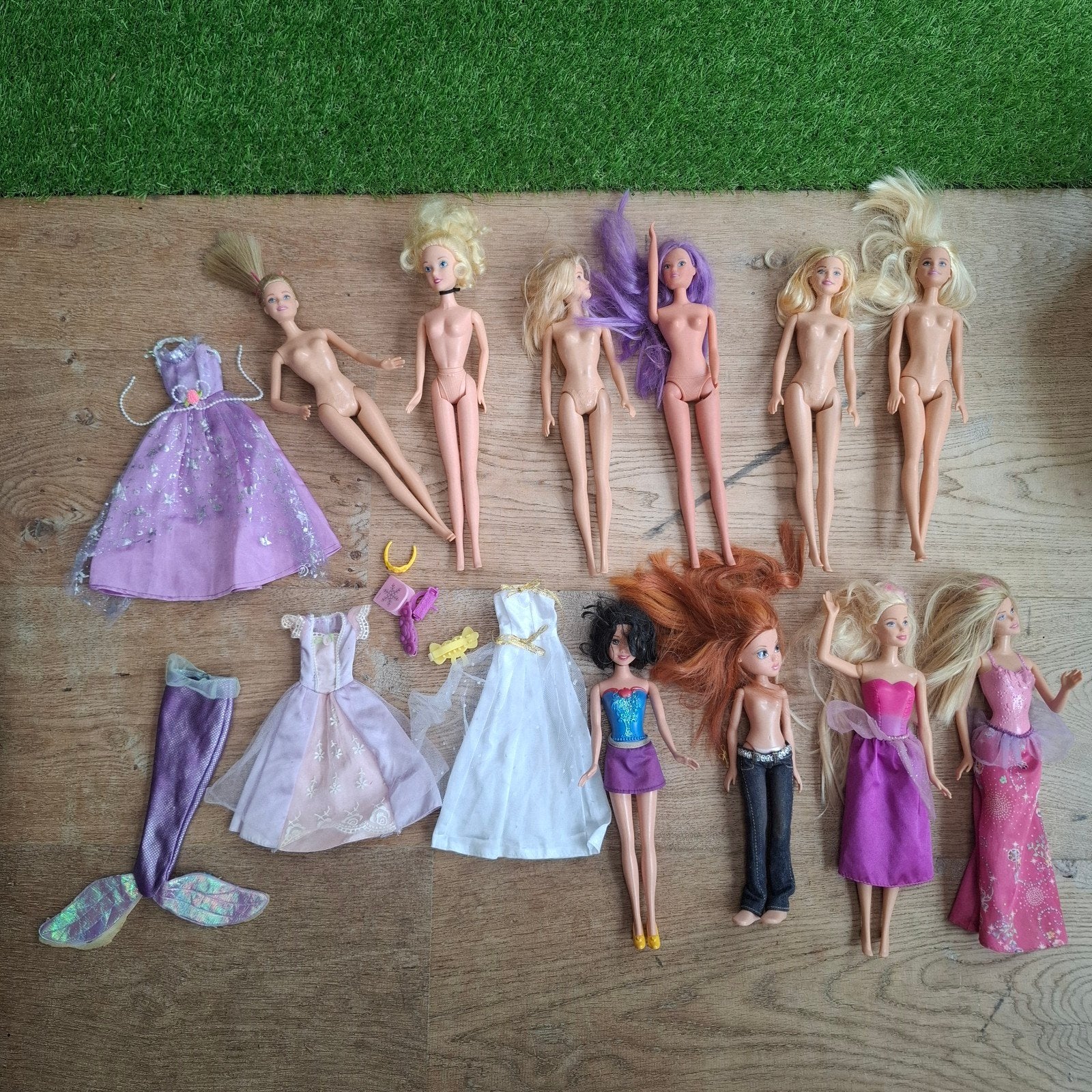 10 mattel barbie poppen en jurken, Ophalen of Verzenden, Gebruikt, Barbie