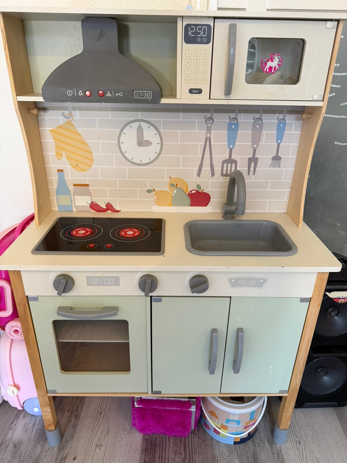 Keuken, huisje, makeup tafel, speelgoed stofzuiger, Ophalen, Gebruikt, Hout