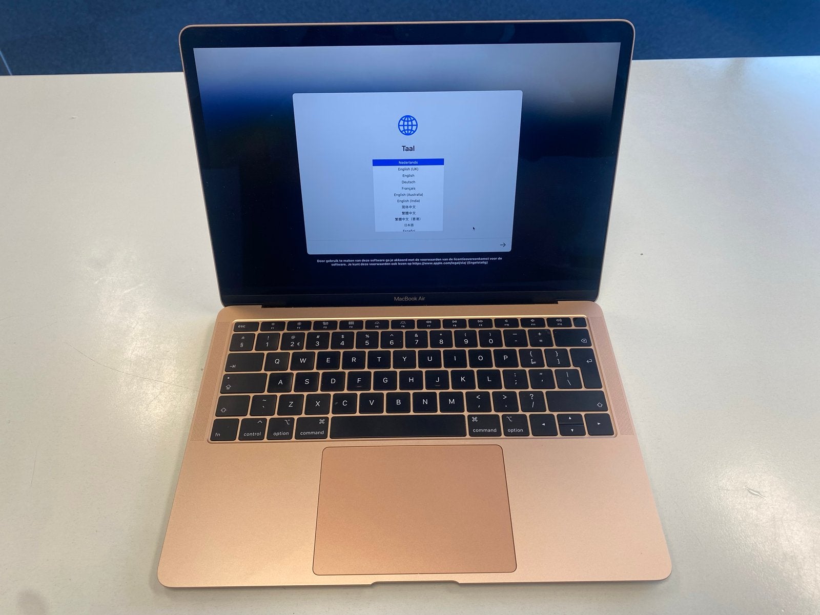 MacBook Air 13 inch, 2019, Retina display, Computers en Software, Ophalen, Qwerty, 8 GB, 13 inch