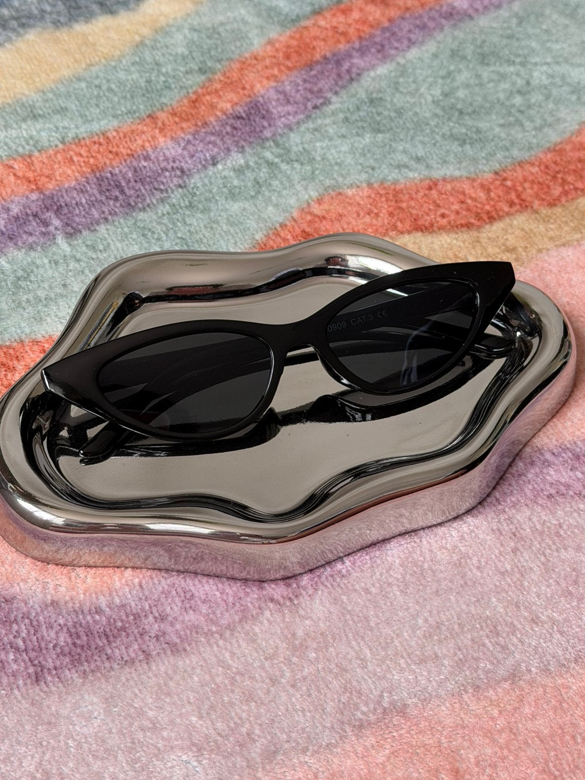 Unisex Slim Cat Eye Sunglasses – Sleek & Elegant, Overige merken, Zonnebril, Zwart, Nieuw
