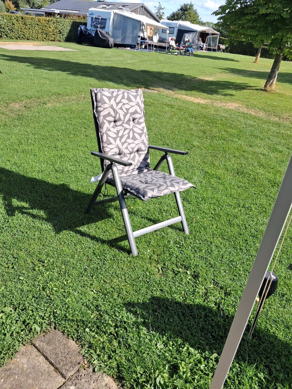 Comfortabele tuinstoel en kussen - verstelbaar en inklapbaar, Ophalen, Nieuw, Aluminium, Inklapbaar