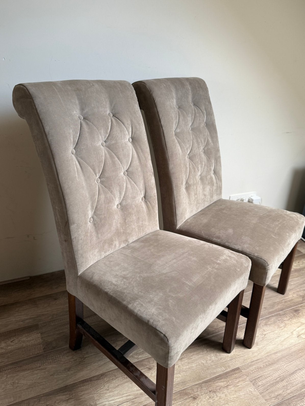 Eetkamerstoelen - Gecapitonneerd - Carré Volendam - 4 stuks, Ophalen, Twee, Overige kleuren, Zo goed als nieuw
