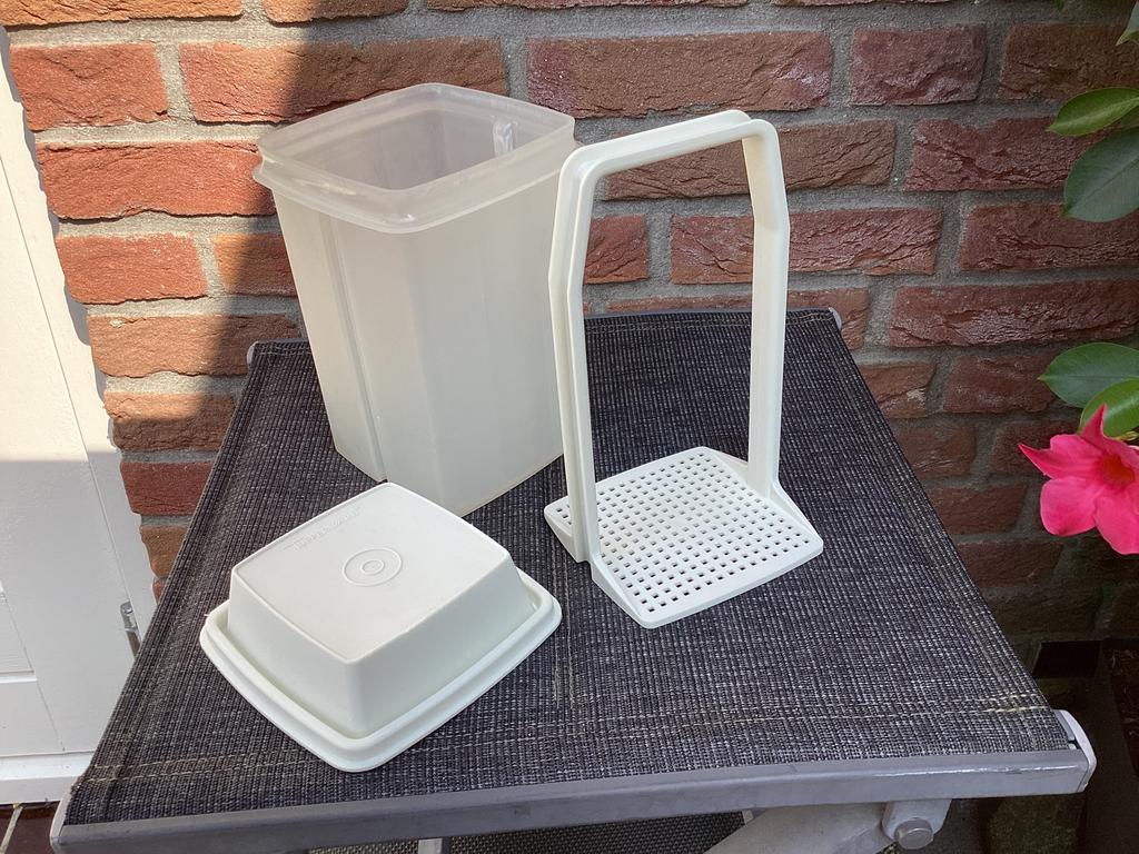 Tupperware ZUURPOT zgan met lift, vintage, Ophalen, Zo goed als nieuw, Wit
