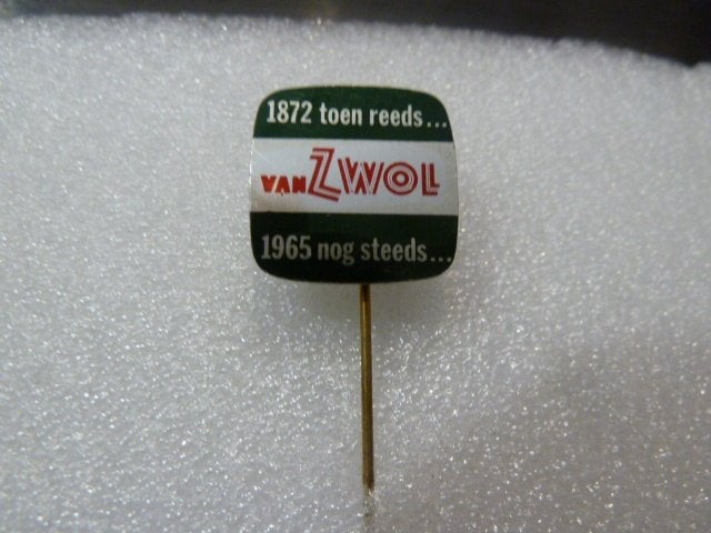 Vintage Speldje Van Zwol 1872-1965, Verzamelen, Ophalen of Verzenden, Gebruikt, Merk, Speldje of Pin