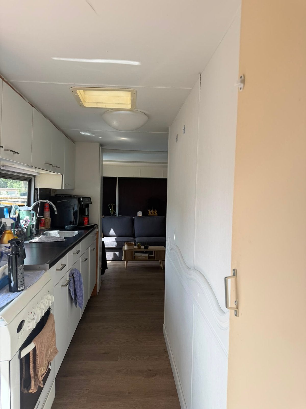 Stacaravan met moderne inrichting en 2 slaapplaatsen, Caravans en Kamperen, Overige merken, Vast bed, Tot en met 2, Particulier