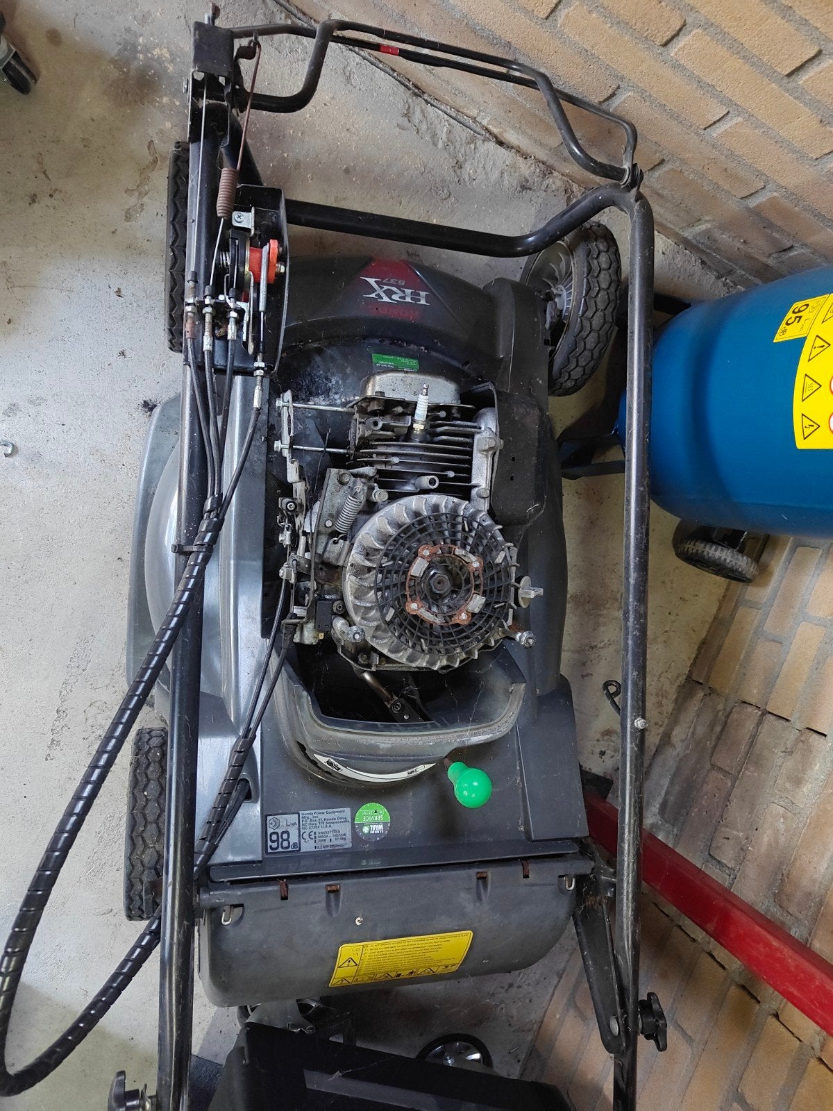 Te koop/gezocht Honda HRX 537 Grasmaaier - Defect voor onder, Ophalen, Cirkelmaaier, Honda, Gebruikt