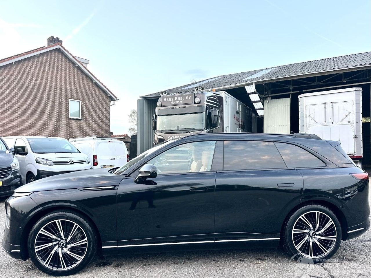 XPENG G9 AWD Performance 98kWh 551pk aut - nap - pano - 360c, Automaat, XPENG, Zwart, Elektrisch