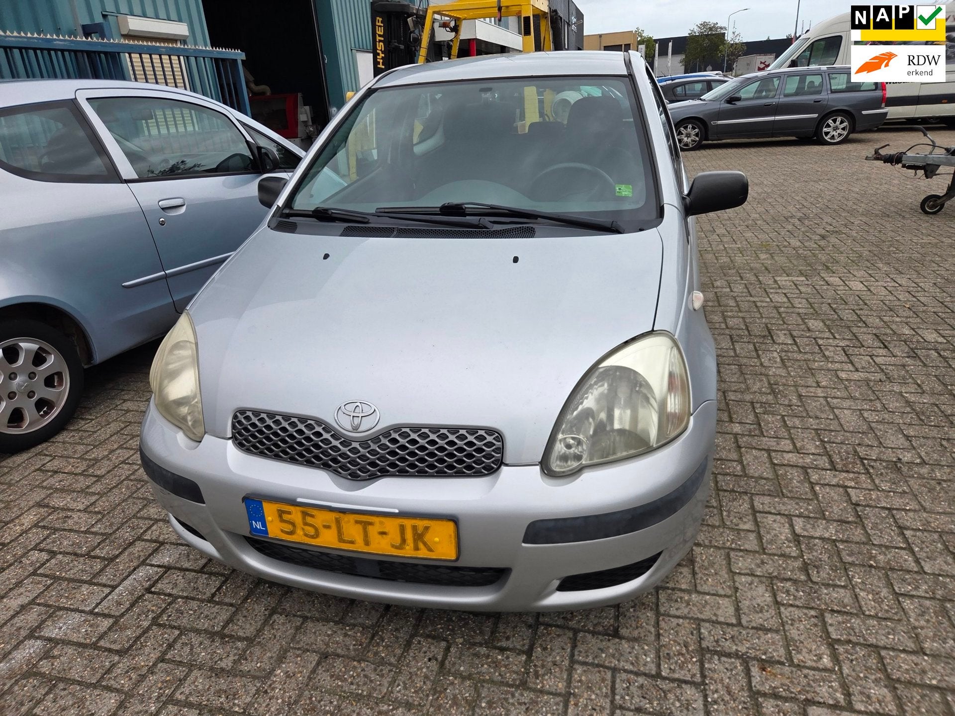 Toyota Yaris 1.3 VVT-i Terra rijdt prima, Auto's, Gebruikt, 31 €/maand, 400 kg, Origineel Nederlands