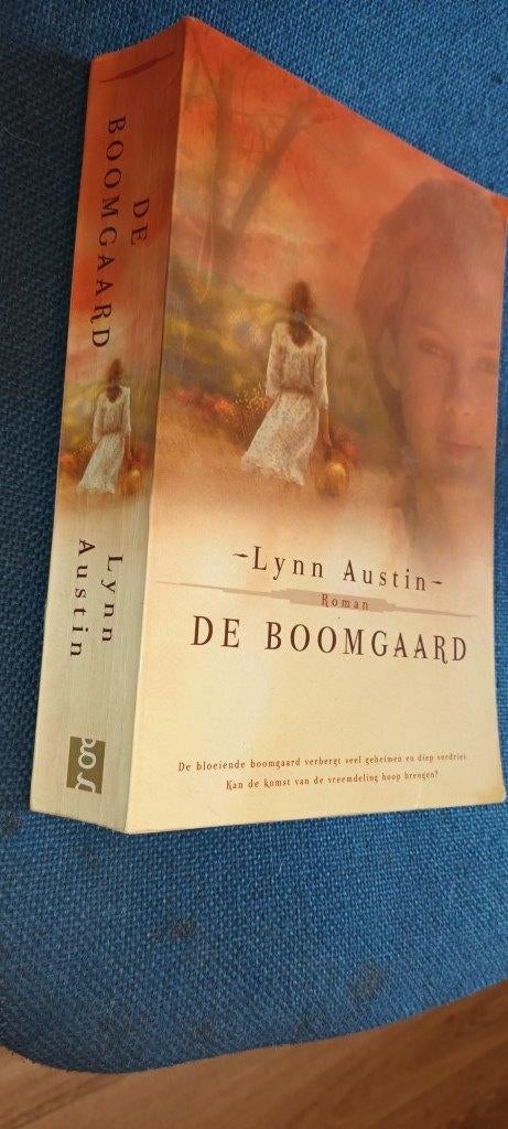 Lynn Austin - De boomgaard  (christelijk), Ophalen of Verzenden, Gelezen, Lynn Austin, Nederland