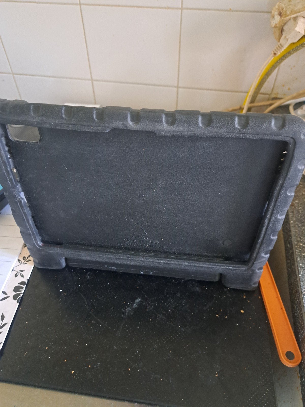 Tablet houder, Ophalen