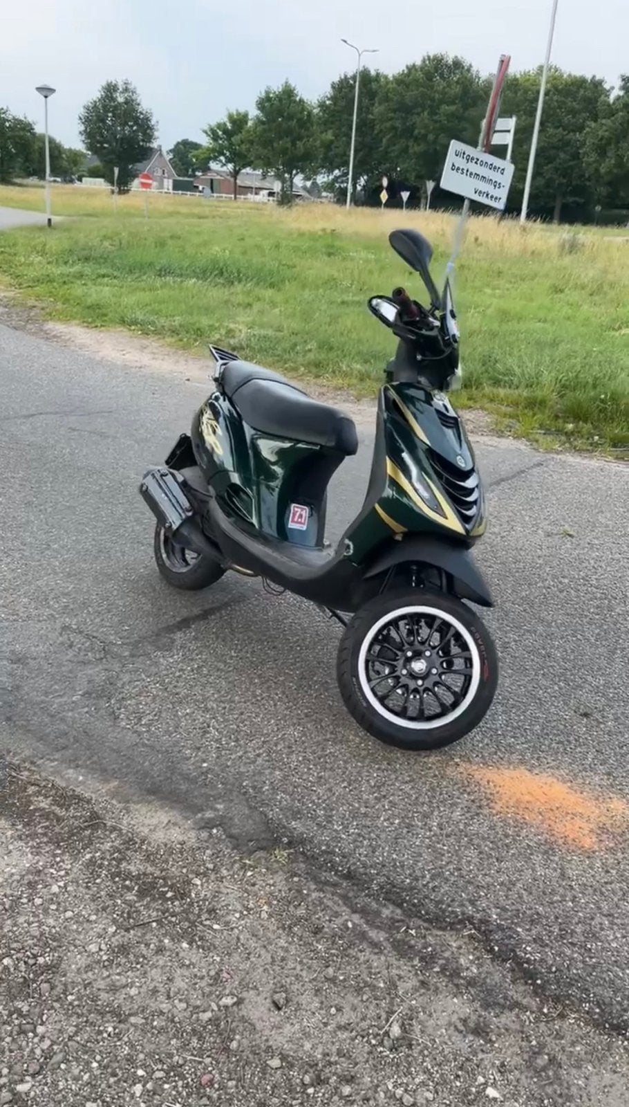 Piaggio zip 172cc, Fietsen en Brommers, Scooters | Piaggio, Ophalen, Tweetakt, Gebruikt, Maximaal 45 km/u