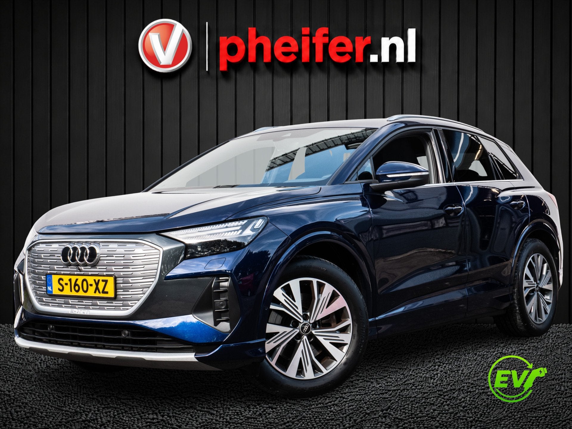 Audi Q4 e-tron 40 Advanced edition 77 kWh SOH 95% Trekhaak/, Auto's, Gebruikt, 82 kWh, Met garantie (alle), Blauw