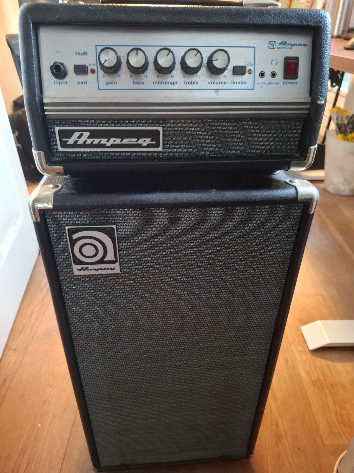 Ampeg SVT Micro Basgitaar versterker, Muziek en Instrumenten, Ophalen, Gebruikt, Basgitaar, 100 watt of meer
