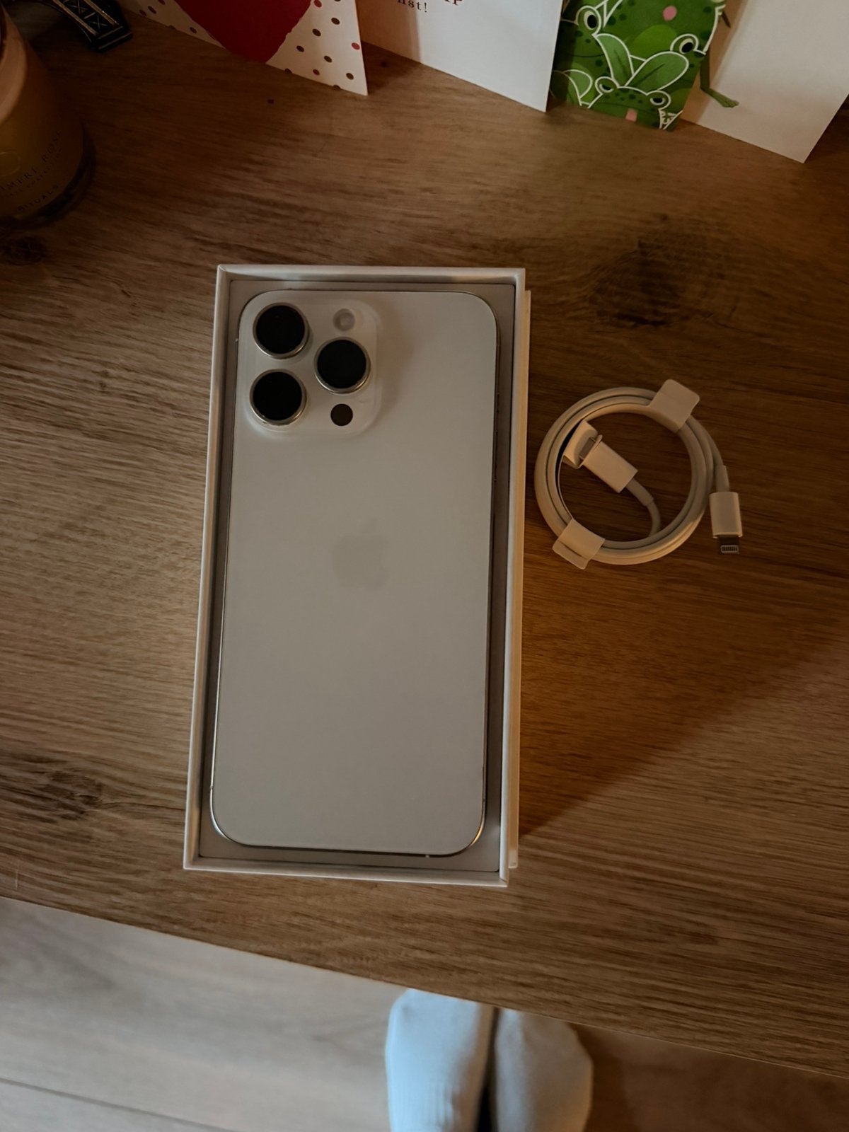 Iphone 15 pro max, Telecommunicatie, Mobiele telefoons | Apple iPhone, 256 GB, 83 %, Verzenden, Wit