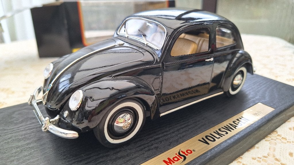 VW Kever 1951 Export Sedan - Maisto Special Edition, Verzenden, Zo goed als nieuw, Auto, Maisto