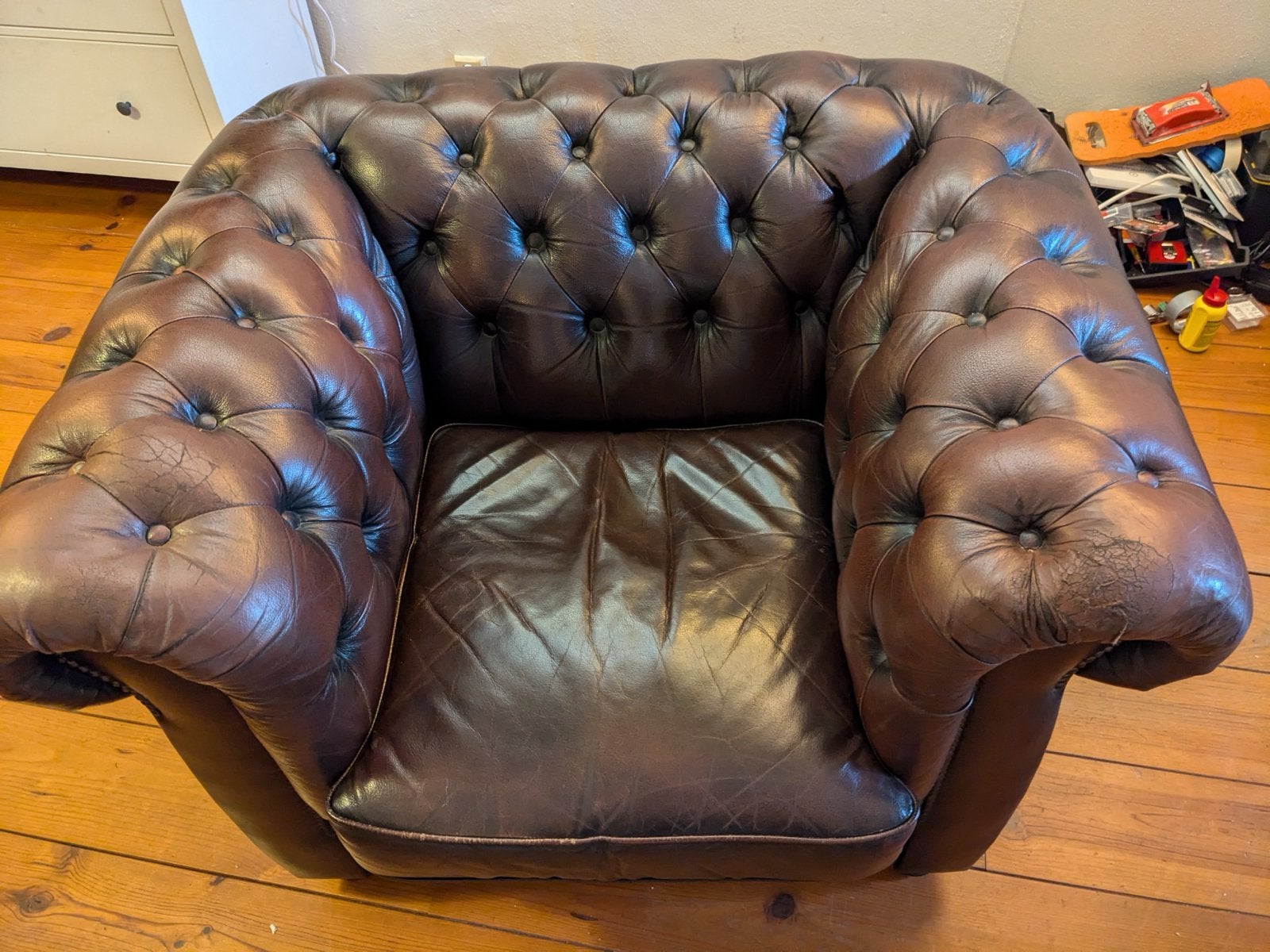 Leren Chesterfield fauteuil - Bruin, Ophalen, Gebruikt, Leer, 100 tot 125 cm