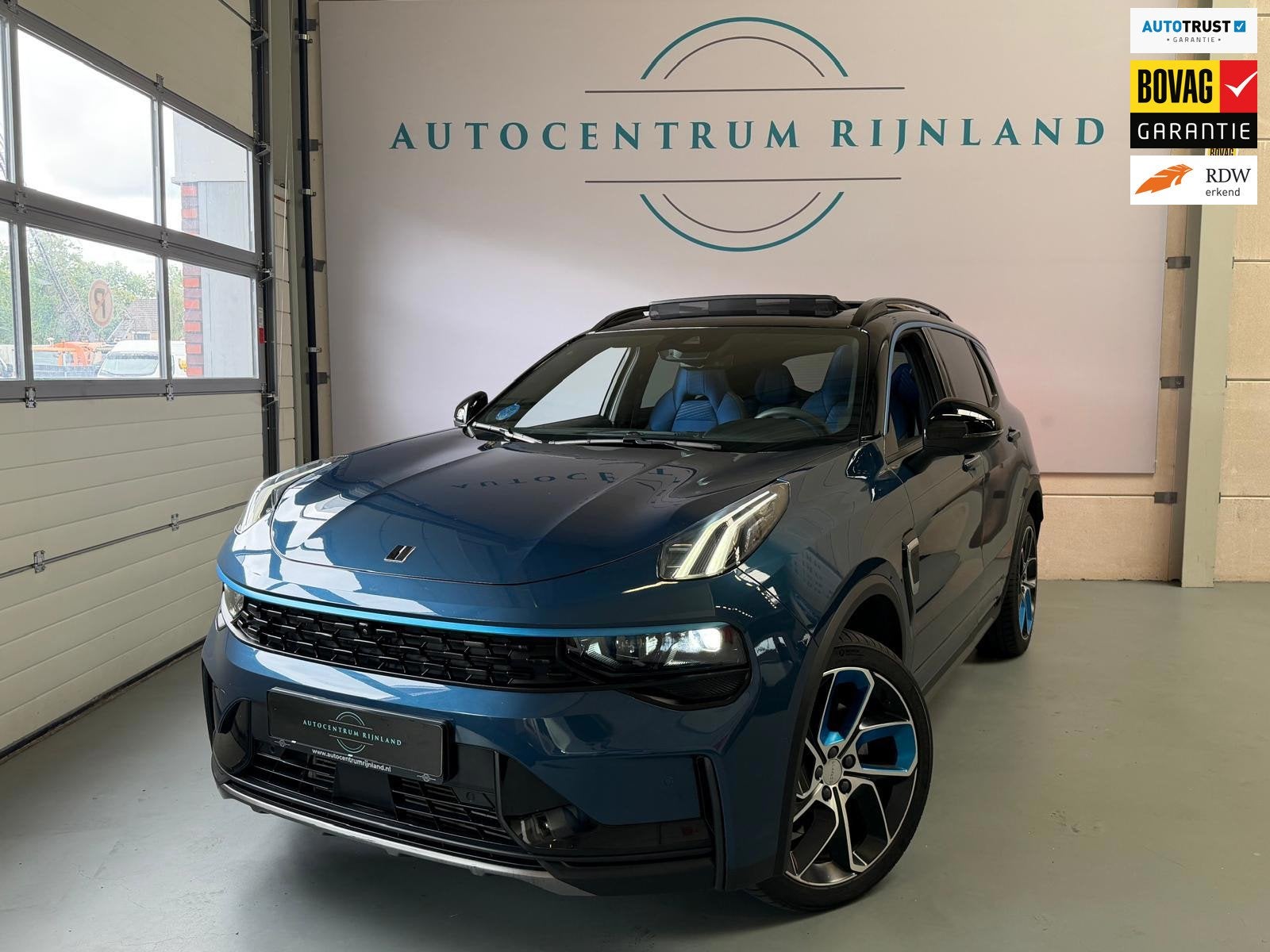 Lynk & Co 01