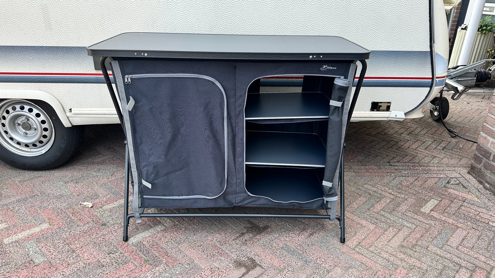 Bardani Campingkast - Handige Opbergruimte voor Kampeerders, Ophalen, Gebruikt