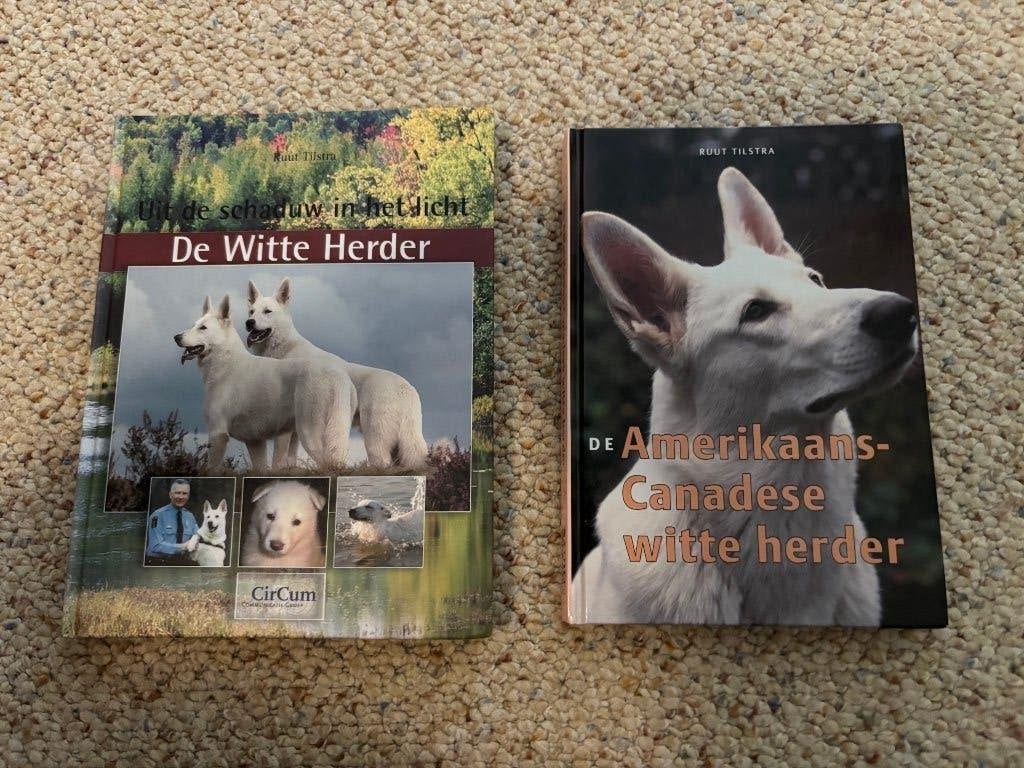2 boeken over de witte herder , Ruut Tilstra in nieuwstaat, Ophalen, Zo goed als nieuw, Honden, Ruud Tilstra