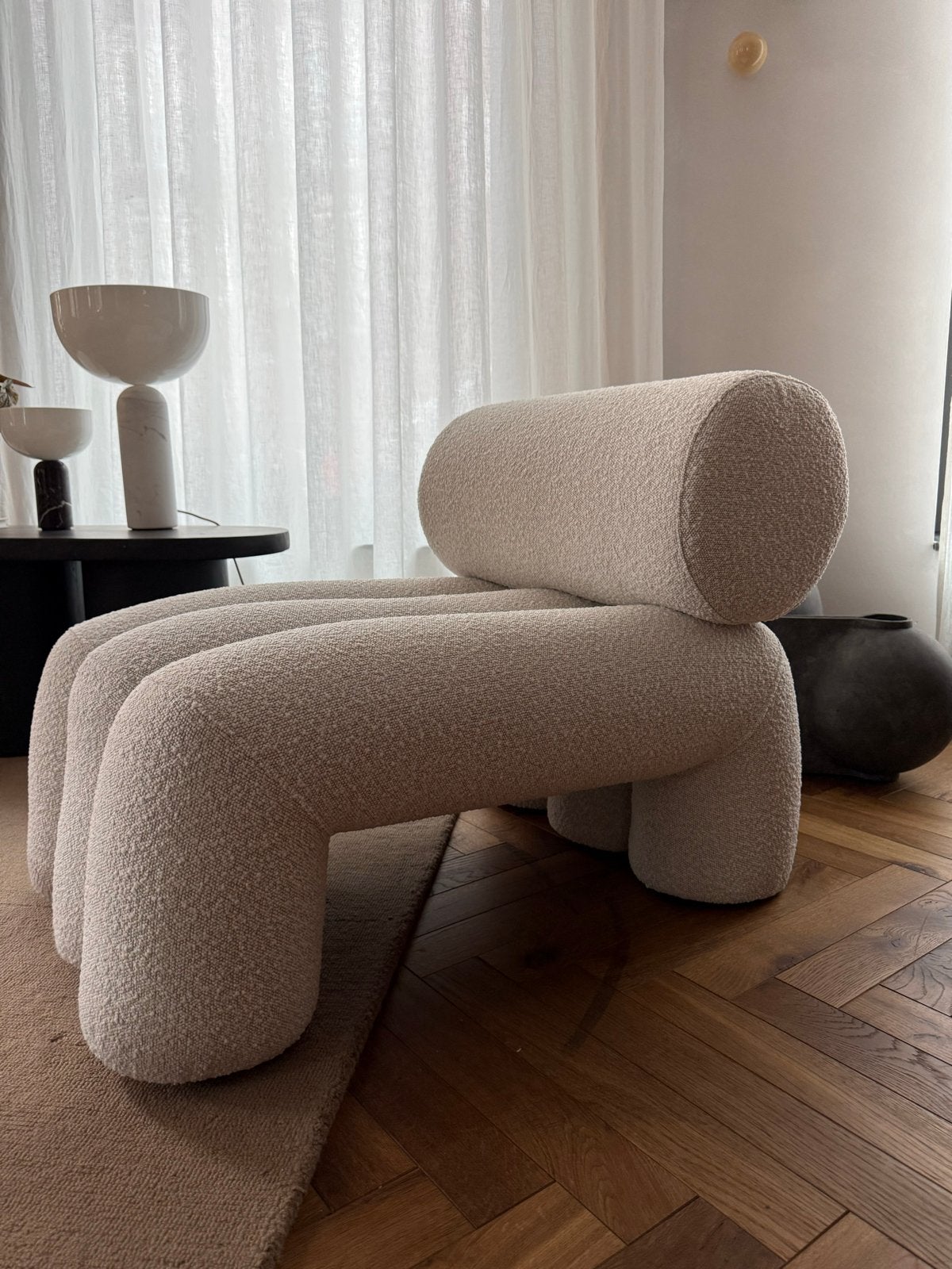 101 CPH Armstoel Bouclé - Geometrisch Design uit Amsterdam, Ophalen, Wit, Zo goed als nieuw, Eén