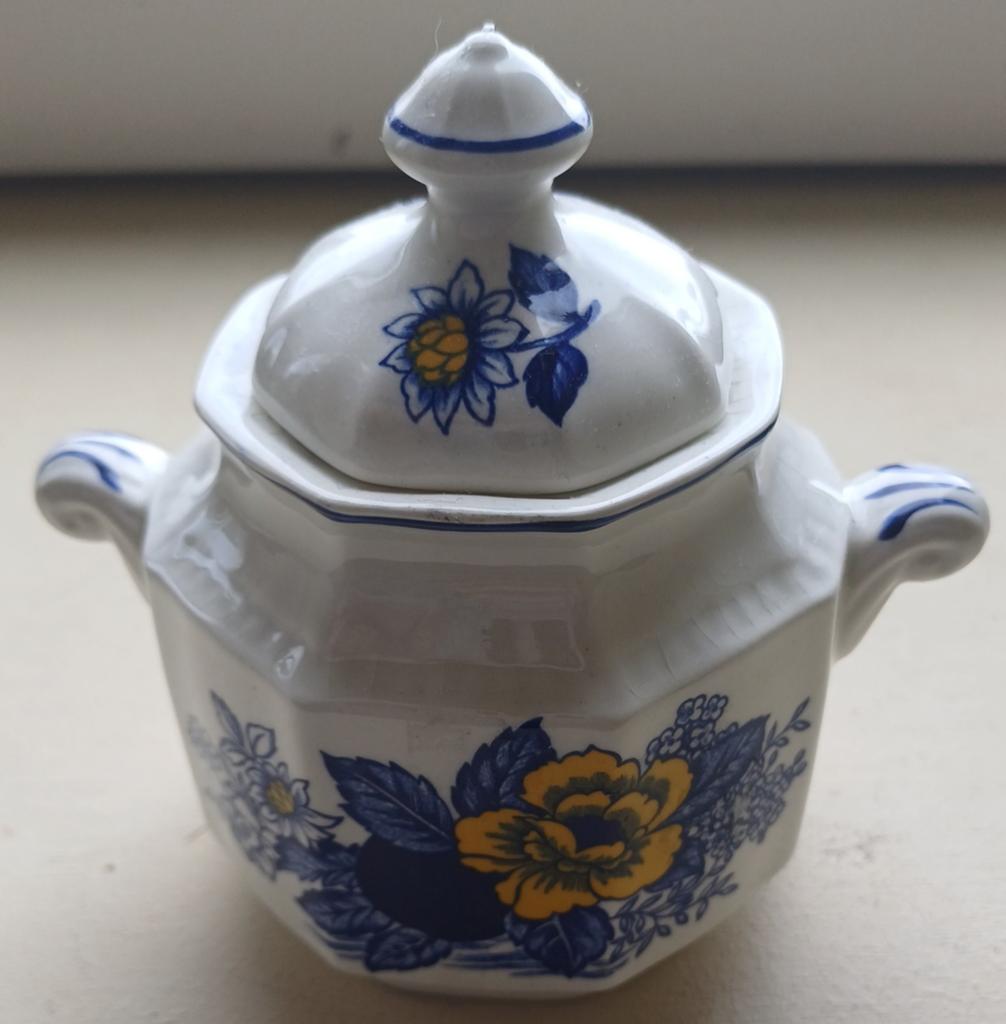 Wedgewood suikerpot  'Basket', Huis en Inrichting, Keuken | Servies, Ophalen of Verzenden