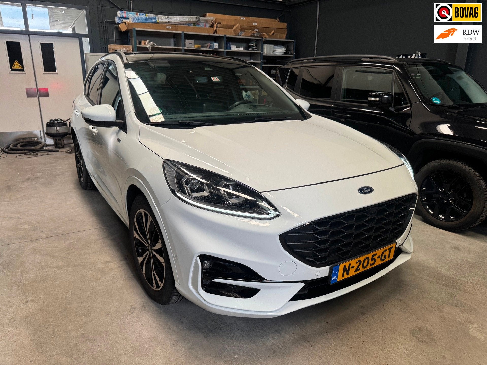 Ford Kuga 2.5 PHEV ST-Line Panodak,Headup,B&O, Auto's, 14 kWh, Gebruikt, Euro 6, 4 cilinders