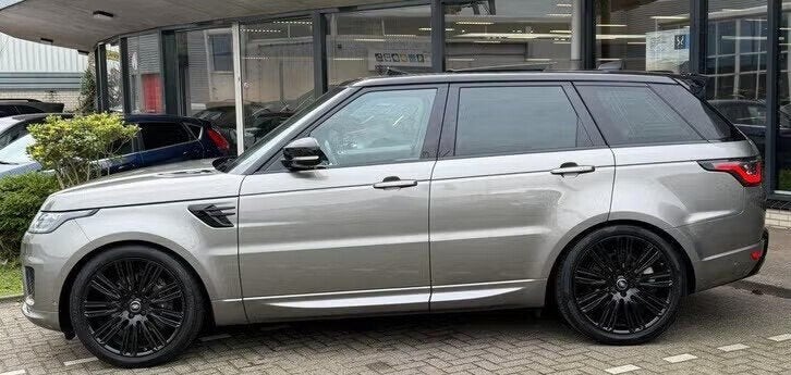 Originele 22 inch Range Rover velgen met winterbanden, Land Rover, Gebruikt, 275 mm, Banden en Velgen