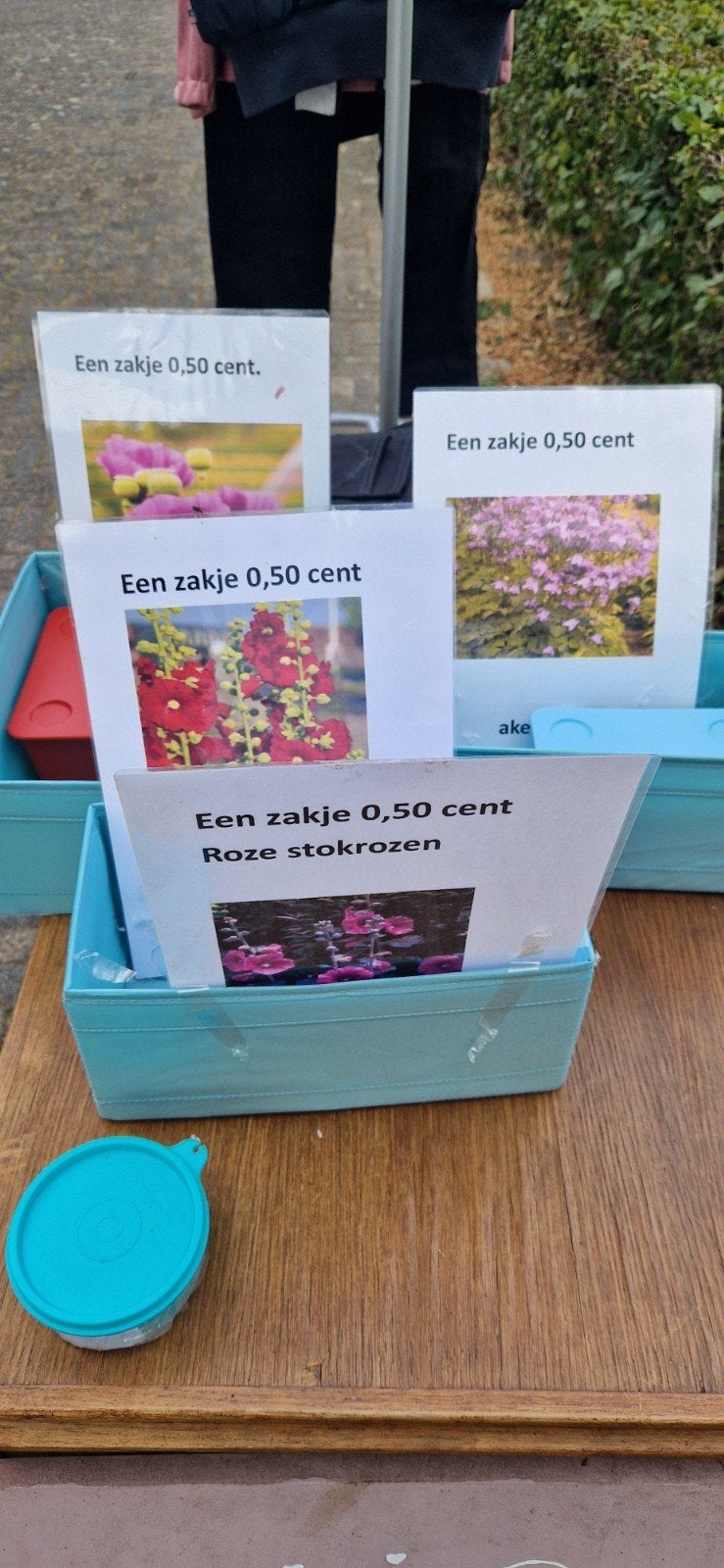 zaadjes akelei, stokroos, papaver, Ophalen, Nieuw