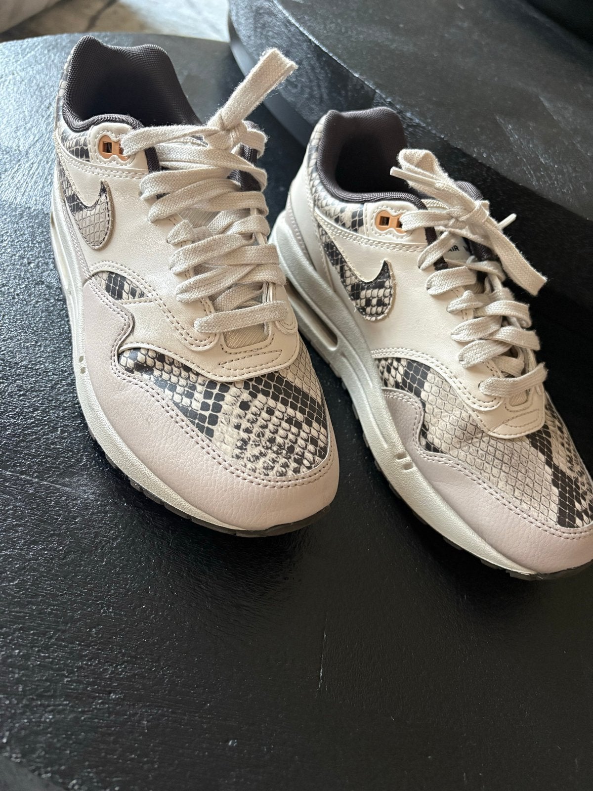 Nike Air Max 1 '87 Safari Summit White (W) - Maat 39, Ophalen of Verzenden, Zo goed als nieuw, Wit, Sneakers of Gympen