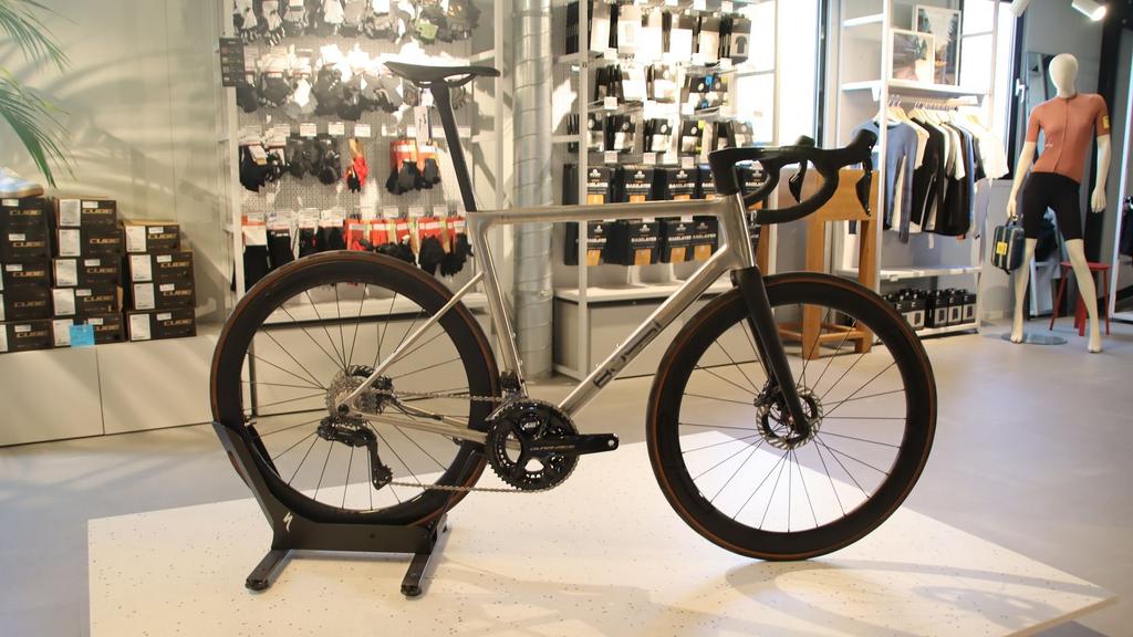Bossi Strada SS Maat 56 cm titanium Dura-Ace, -, -, Nieuw, -