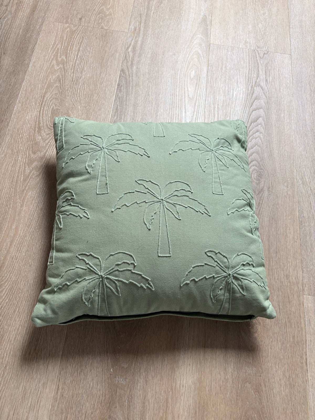 Groen sierkussen met palmboomprint, Gebruikt, Met print, Vierkant, Ophalen of Verzenden