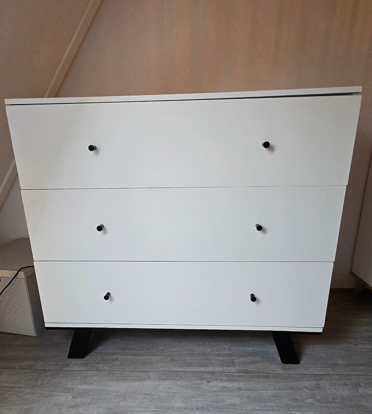 Stevige commode van het merk TWF, Ophalen