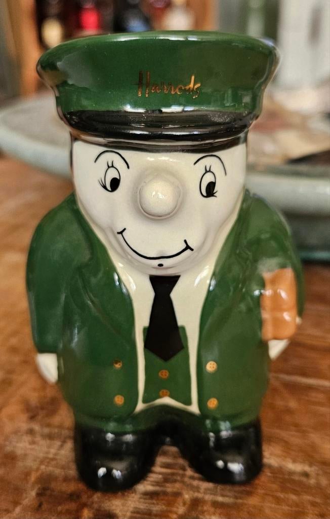 Vintage Harrods London Keramische Figuur - Portier/Bellboy, Ophalen of Verzenden