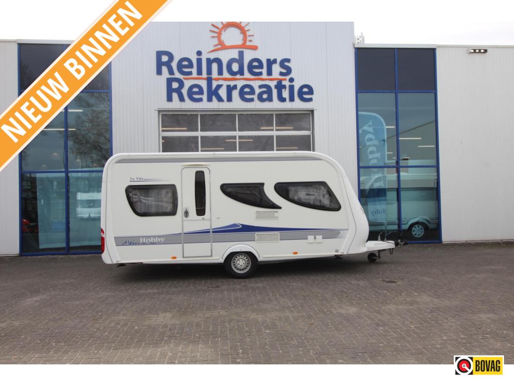 Hobby La Vita Bionda 455 UF Voortent + VT luifel., Caravans en Kamperen, Caravans, Rondzit, Hobby, Bedrijf, 4 tot 5 meter