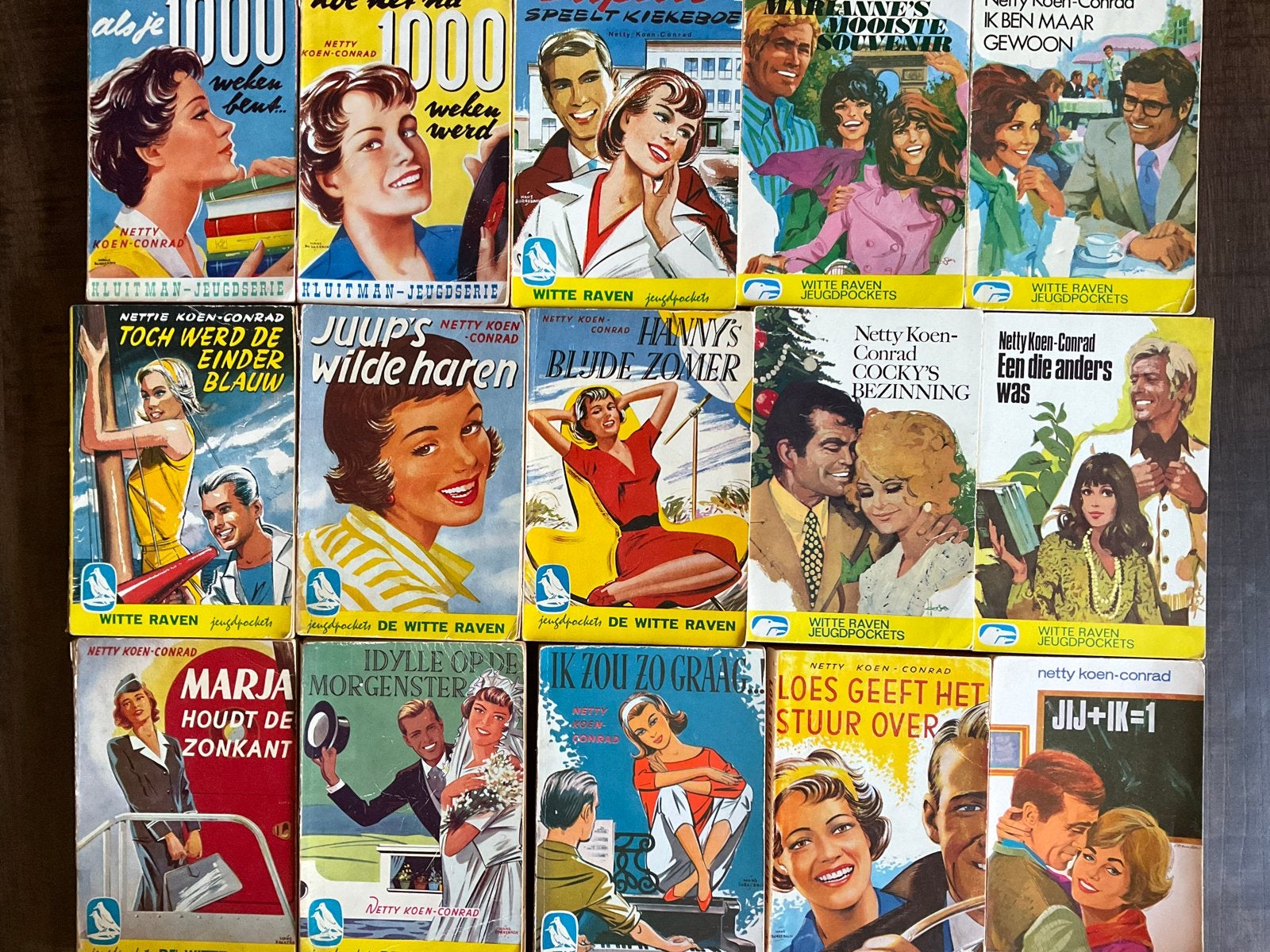 Netty Koen-Conrad boeken - Kluitman Jeugdserie & Romanserie, Boeken, Ophalen of Verzenden, Gelezen, Nederland