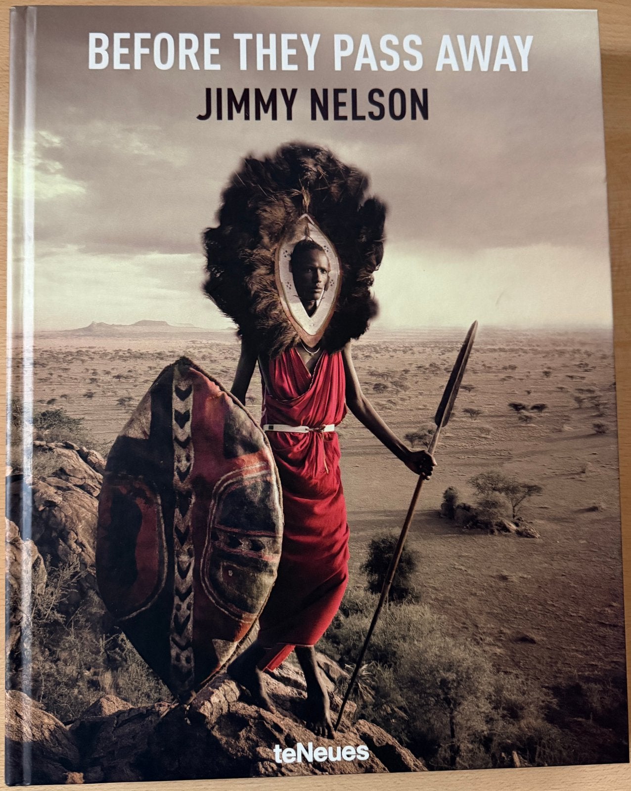 Jimmy Nelson – Before They Pass Away | Fotografieboek, Ophalen of Verzenden, Zo goed als nieuw, Fotografen