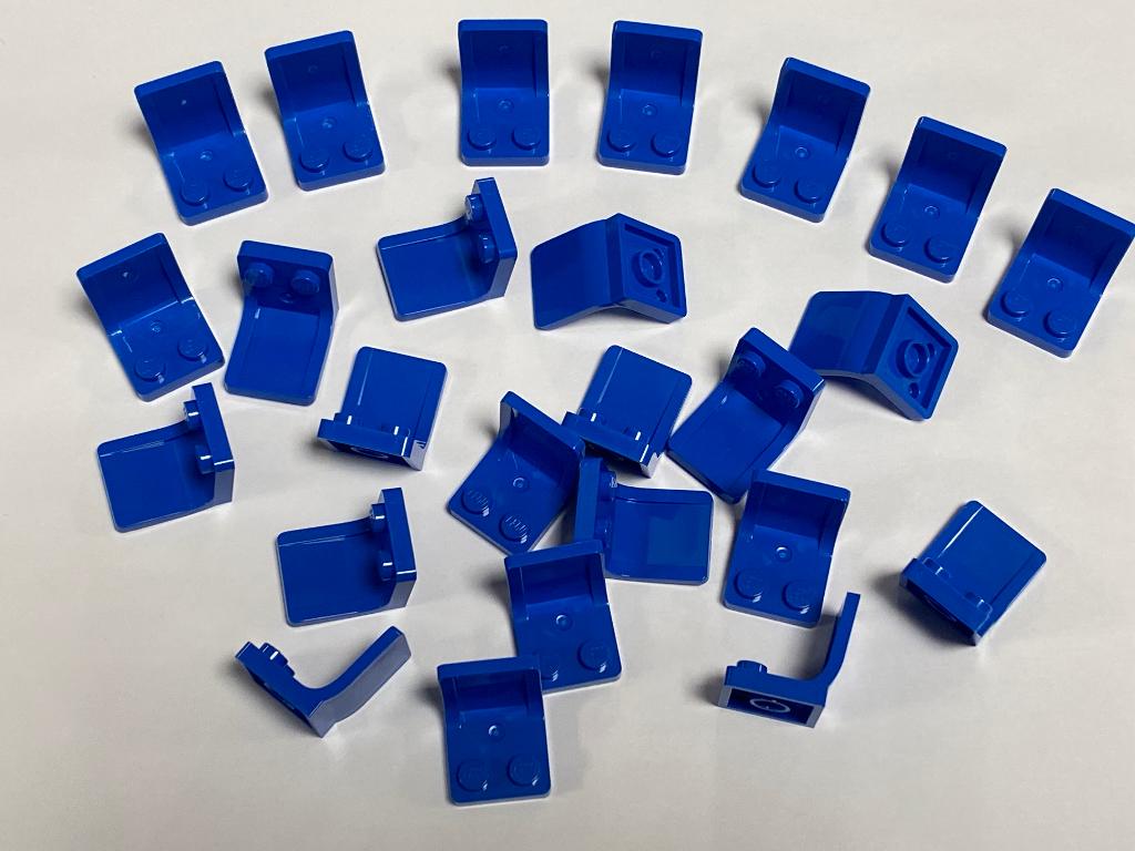 Partij 25x nieuwe Lego stoeltjes in diverse kleuren, Kinderen en Baby's, Speelgoed | Duplo en Lego, Overige thema's, Lego, Nieuw