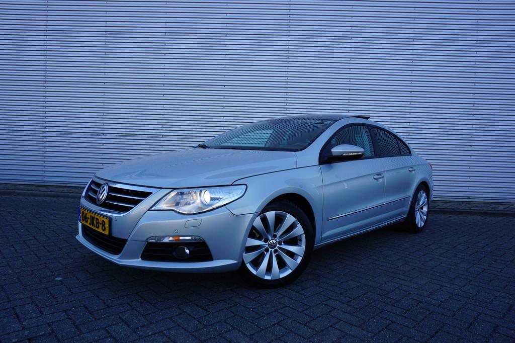 Volkswagen Passat CC 1.8 TSI 4p. Panoramadak / Xenon / Cruis, Auto's, Stof, 4 cilinders, Origineel Nederlands, Handgeschakeld
