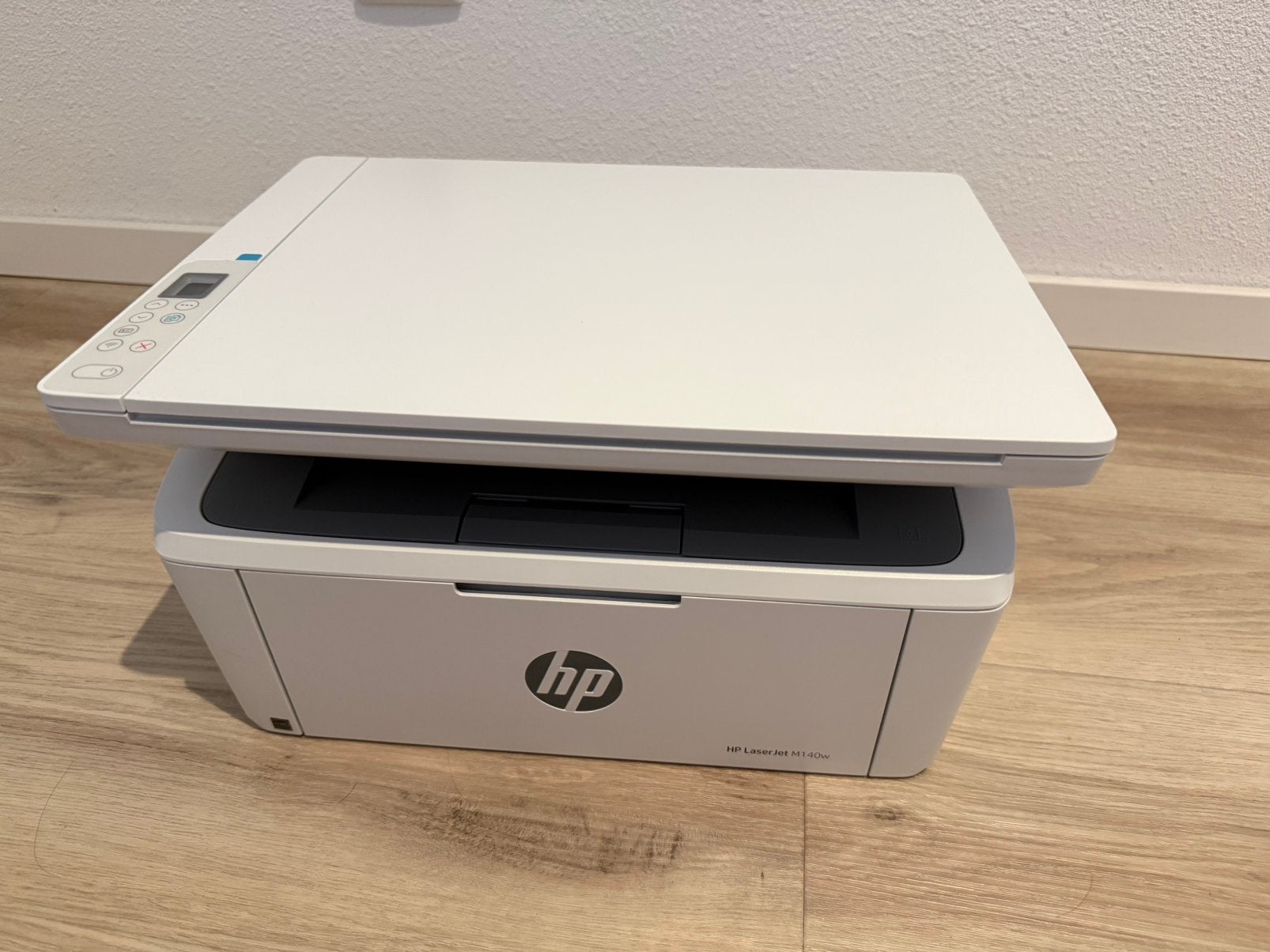 HP LaserJet MFP M140W, Computers en Software, Ophalen, All-in-one, Draadloos, Zo goed als nieuw