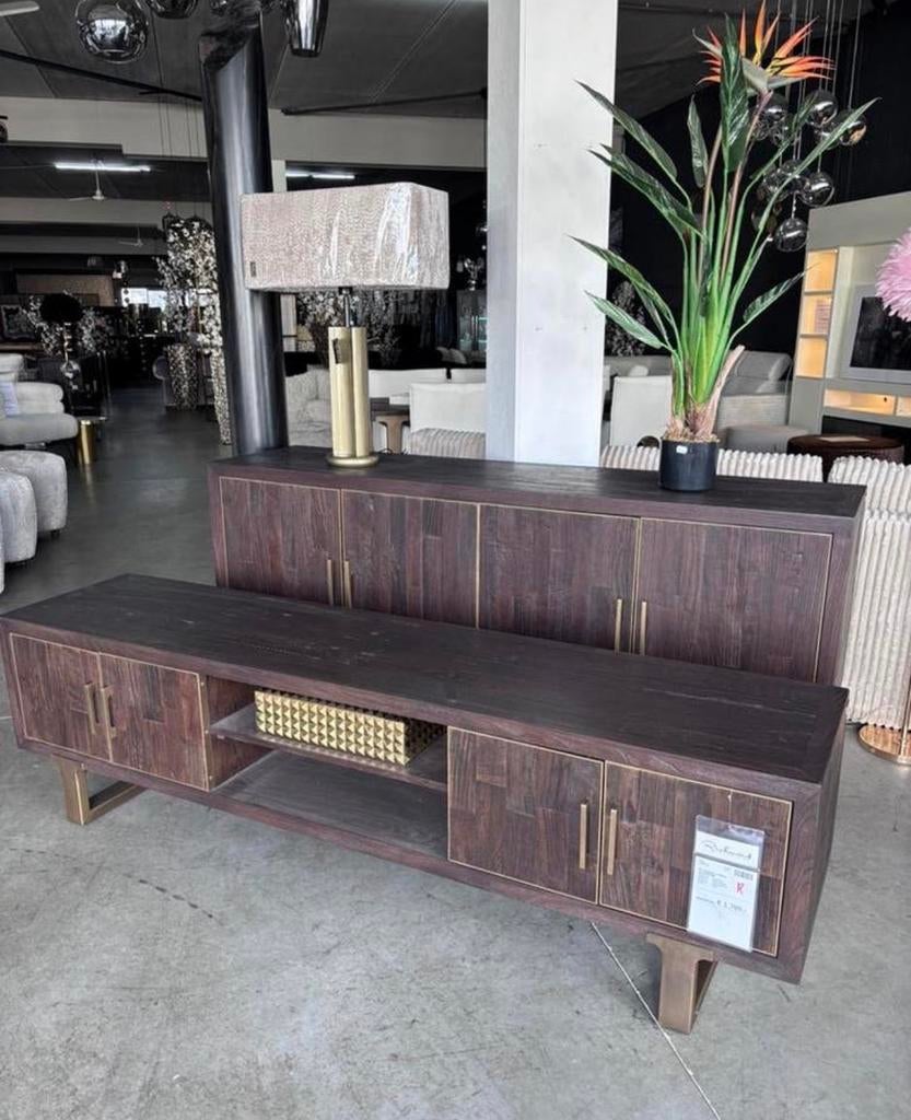 Tv meubel Cromford Mil 200 cm - Richmond Interiors, Ophalen, Zo goed als nieuw, 200 cm of meer, Minder dan 100 cm