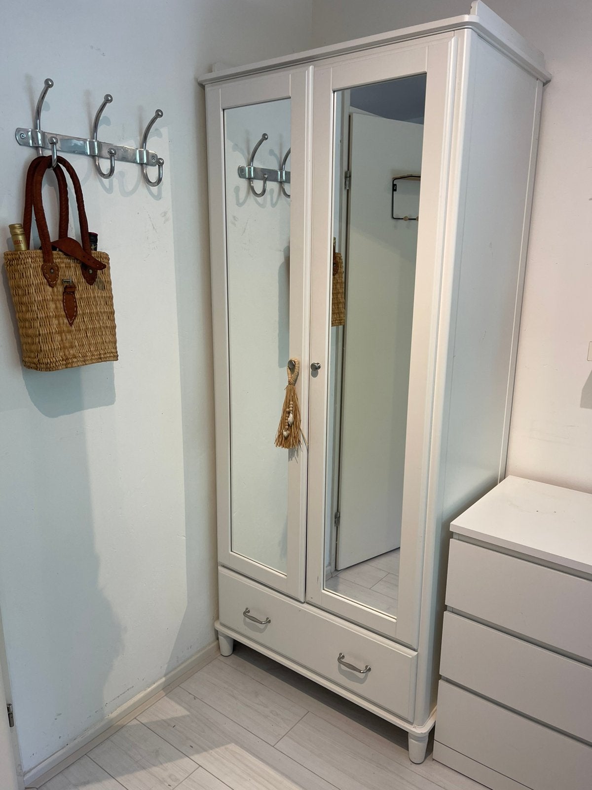 Kast Tyssedal Ikea, Huis en Inrichting, Ophalen, Gebruikt, 25 tot 50 cm