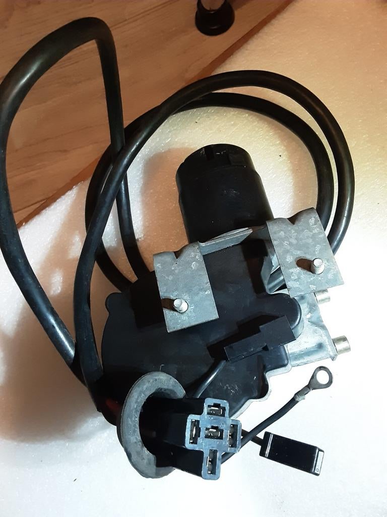 Volvo koplamp wissermotor, Ophalen of Verzenden