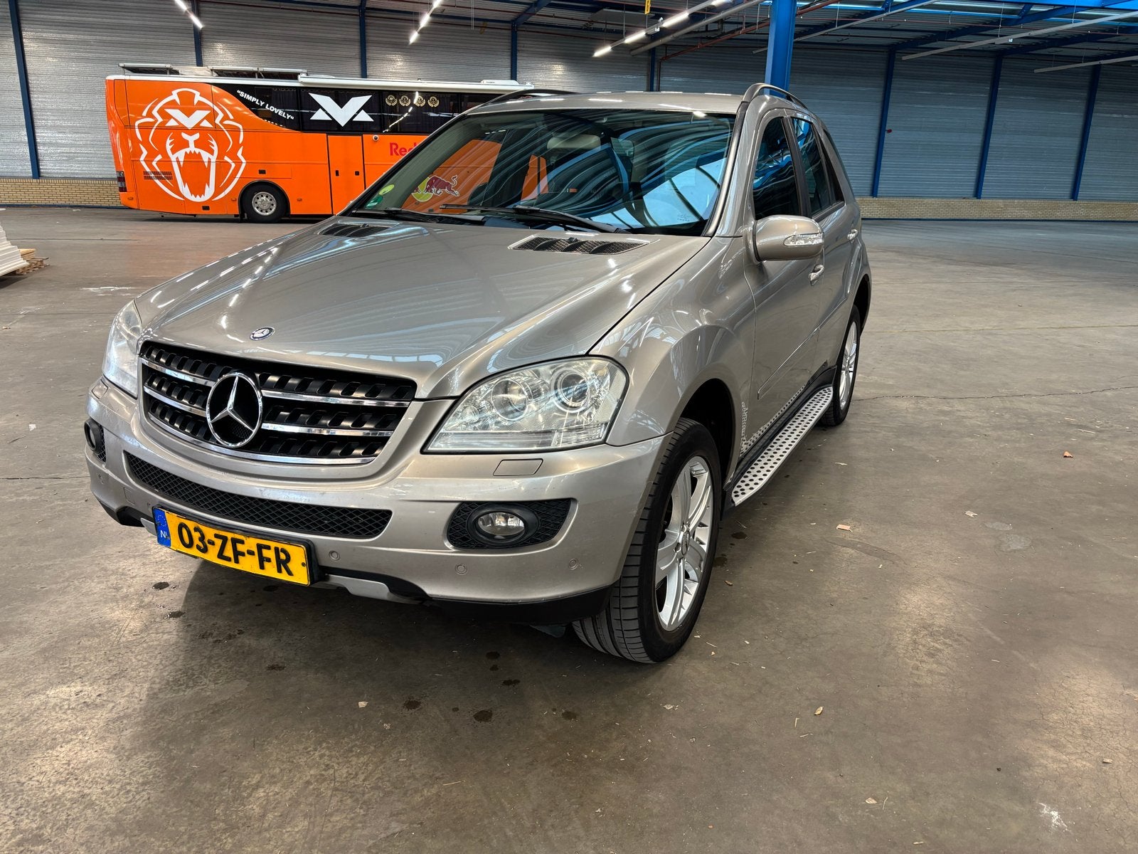Mercedes-Benz M-Klasse 3.5 Ml350 4MATIC AUT 2007 Grijs, Auto's, Automaat, 272 pk, Vierwielaandrijving, Particulier