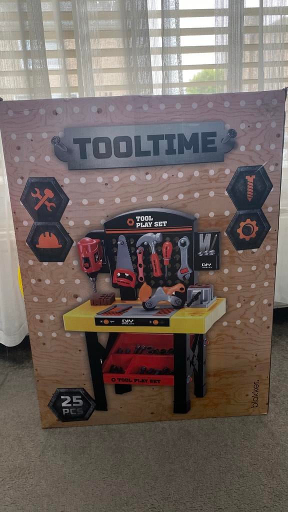 Tooltime Speelgoed Werkbank Set - 25 Stuks, Ophalen, Zo goed als nieuw, Jongen of Meisje
