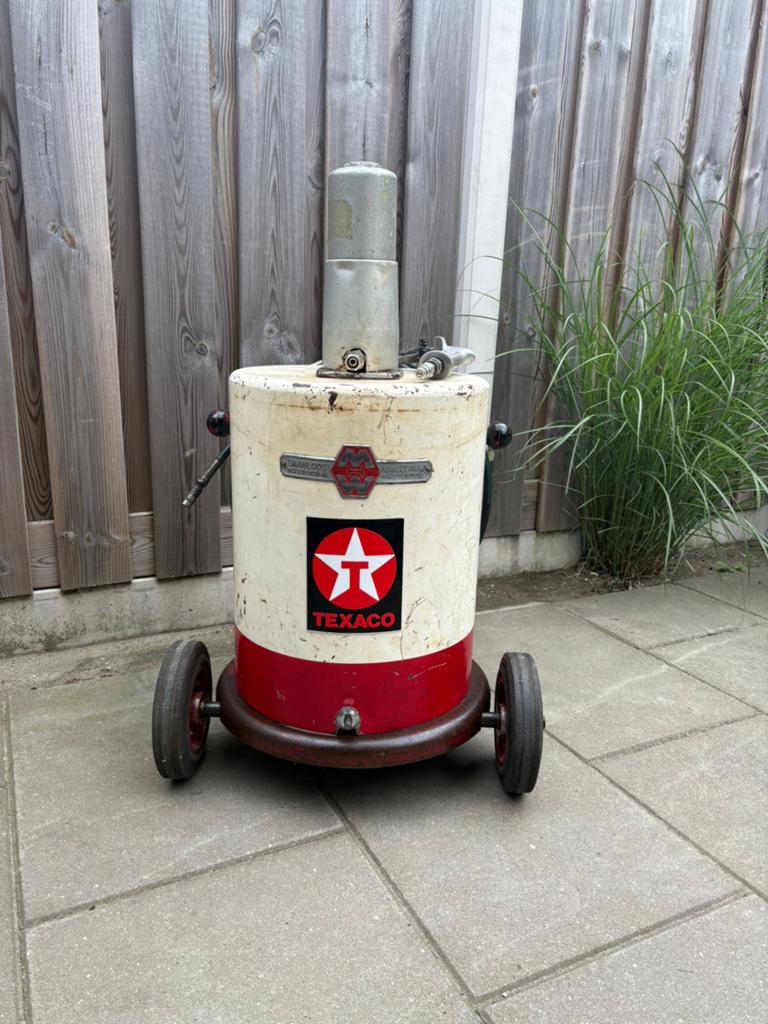 Originele Saarloos Pneumatische Olie/Vetpomp Texaco Style, Ophalen, Zo goed als nieuw, Overige merken